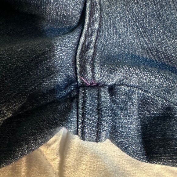 NYDJ Jeans Size 8 Inseam 27 inches - Picture 10 of 13